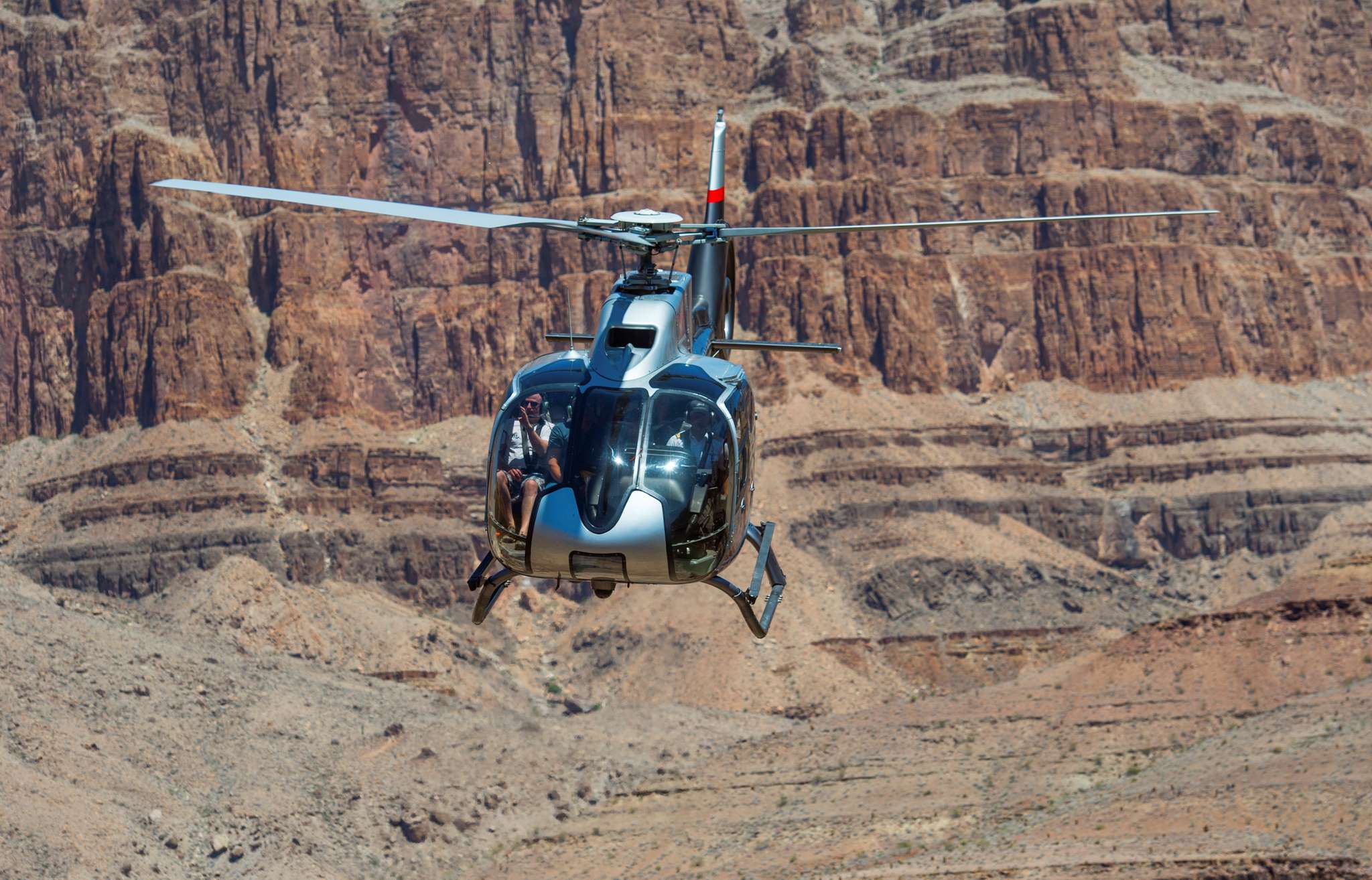 Why Choose GC Flight for Your Vegas Helicopter Tour?
