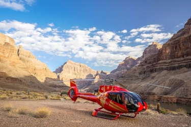 Helicopter landed in the Grand Canyon on a Las Vegas tour.